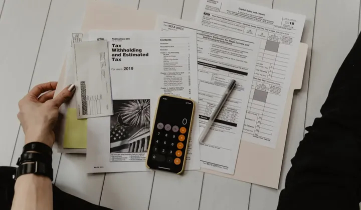 Receive, classify and organize receipts