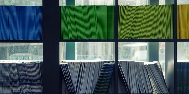 Employees accessing organizational knowledge and documents