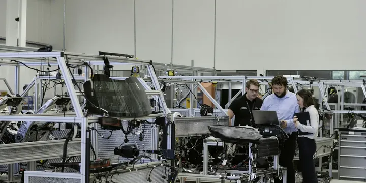 Connected manufacturing line and supply chain